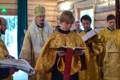 Alexey Morozov reçoit la tonsure de lecteur Alexey Morozov reçoit la tonsure de lecteur