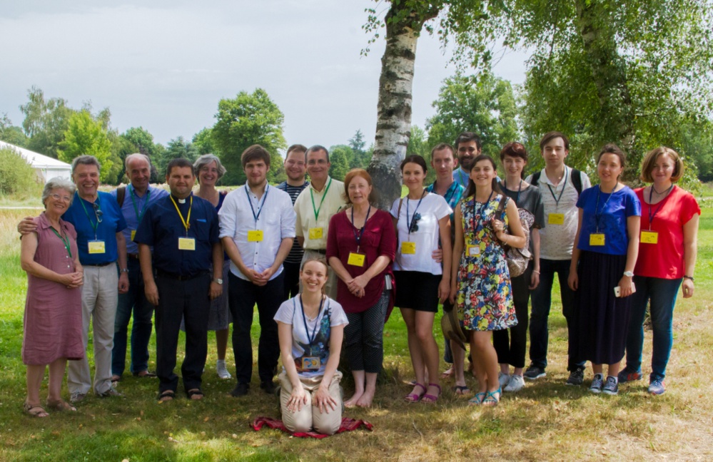 Quelques-uns de nos séminaristes ont participé à une session de la Communauté de l'Emmanuel à Paray-le-Monial