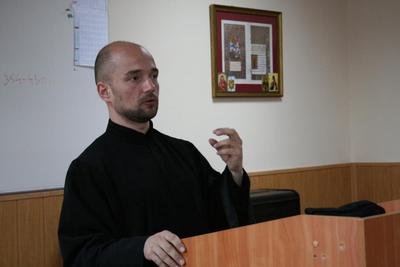 Le diacre Augustin Sokolowski a donné une conférence à l'académie de théologie de Kiev