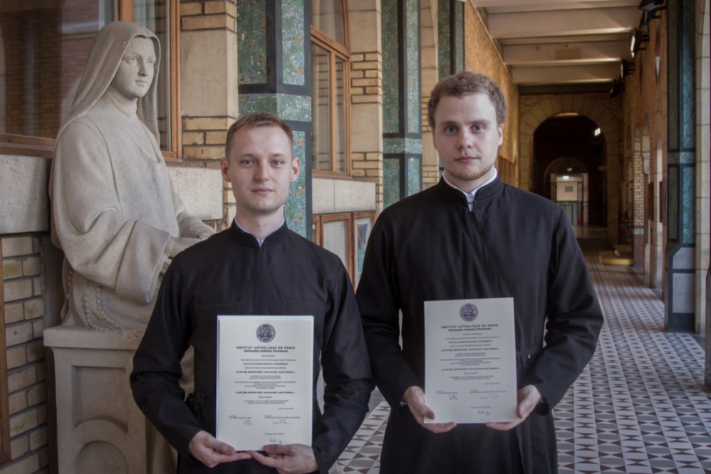 Deux de nos séminaristes ont reçu le diplôme universitaire "Interculturalité, laïcité, religions"