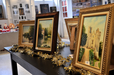 Quelques impressions de l'exposition-vente de Noël au séminaire Quelques impressions de l'exposition-vente de Noël au séminaire