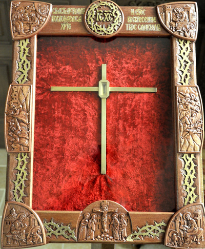 Nouveau reliquaire pour l'Epine de la Couronne du Christ Nouveau reliquaire pour l'Epine de la Couronne du Christ