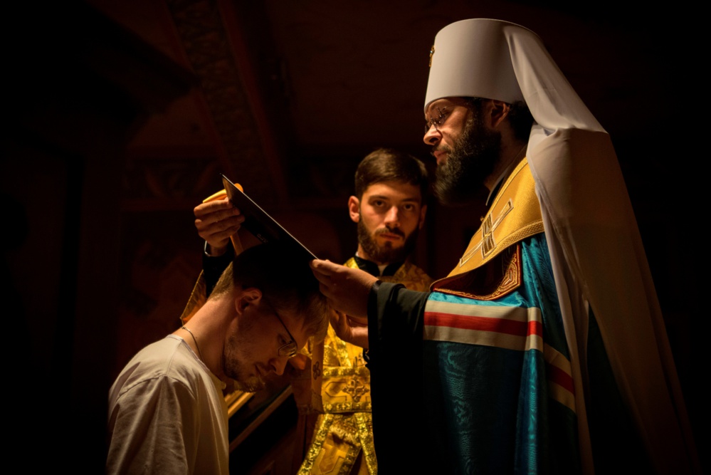 Sergey Volkov tonsuré moine avec le nom de Denis