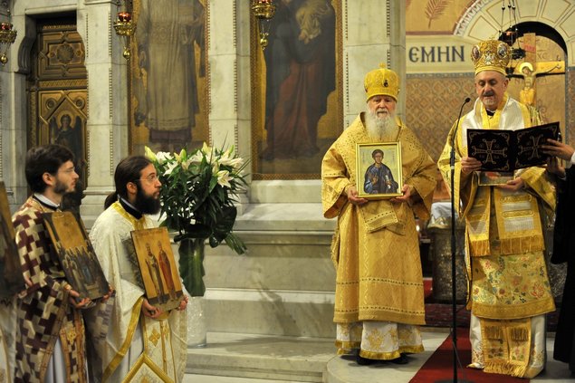 Le recteur et les séminaristes ont participé à la liturgie le dimanche du Triomphe de l'Orthodoxie à l'église grecque de Paris