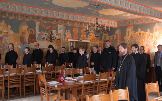 Rencontre avec l'archimandrite Tikhon, supérieur du monastère Sretensky de Moscou