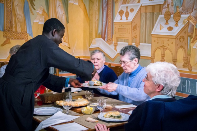 Vêpres et repas festif avec les sœurs de la Maison Sainte-Hélène
