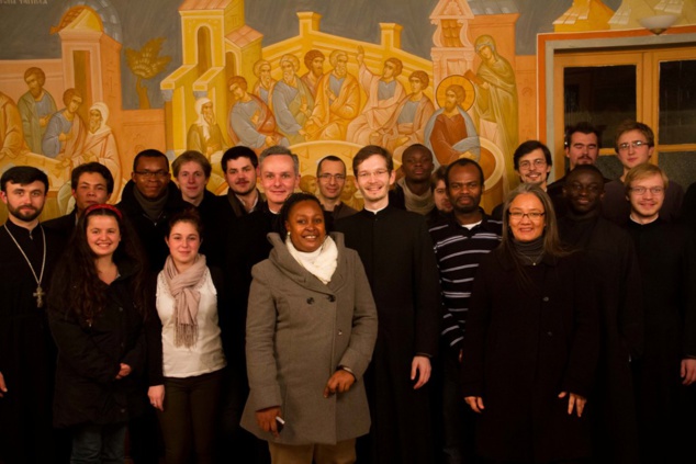 Visite des enseignants et des étudiants de la Faculté de théologie de l'Institut catholique d'Angers Visite des enseignants et des étudiants de la Faculté de théologie de l'Institut catholique d'Angers