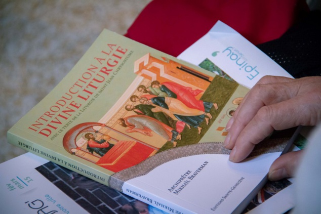 Le livre du P. Mikhaïl Braverman «Introduction à la Divine Liturgie» a été présenté au Séminaire