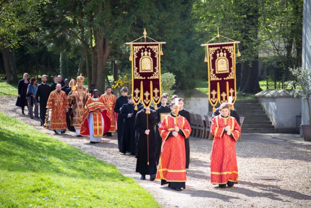 Mgr Nestor a présidé au séminaire la liturgie du lundi de Pâques