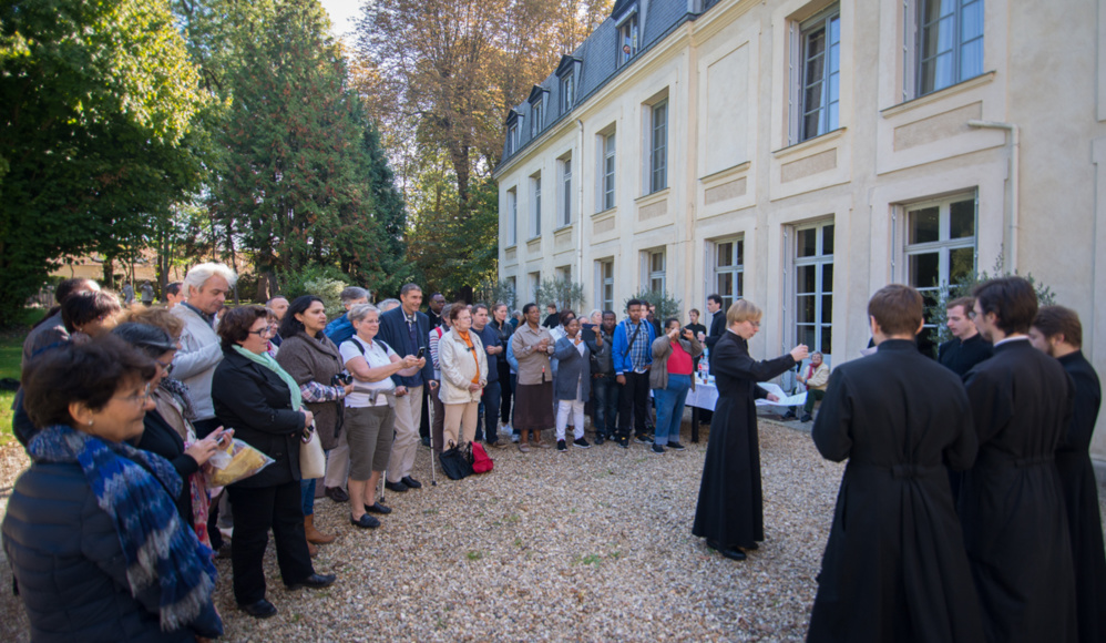 La paroisse parisienne Sainte-Geneviève-des-Grandes-Carrières nous a rendu visite La paroisse parisienne Sainte-Geneviève-des-Grandes-Carrières nous a rendu visite