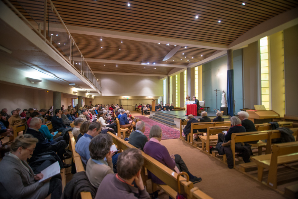 Les conférences de Carême du recteur à Saint-Léon à Paris se sont terminées par les vêpres avec les séminaristes