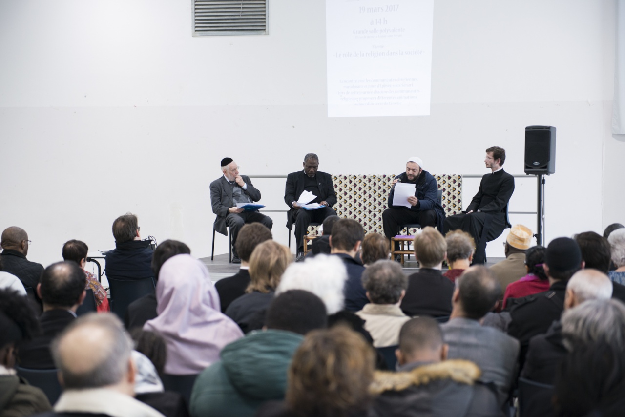 La deuxième Journée interreligieuse d'Épinay-sous-Sénart a été une réussite La deuxième Journée interreligieuse d'Épinay-sous-Sénart a été une réussite