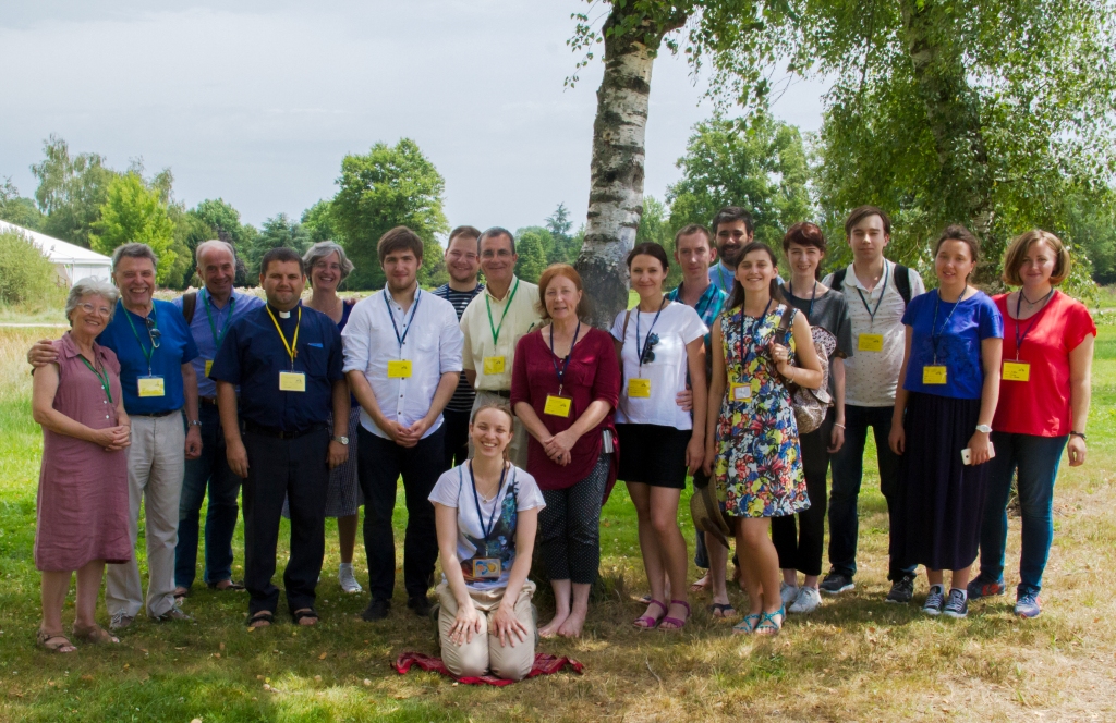 Quelques-uns de nos séminaristes ont participé à une session de la Communauté de l'Emmanuel à Paray-le-Monial