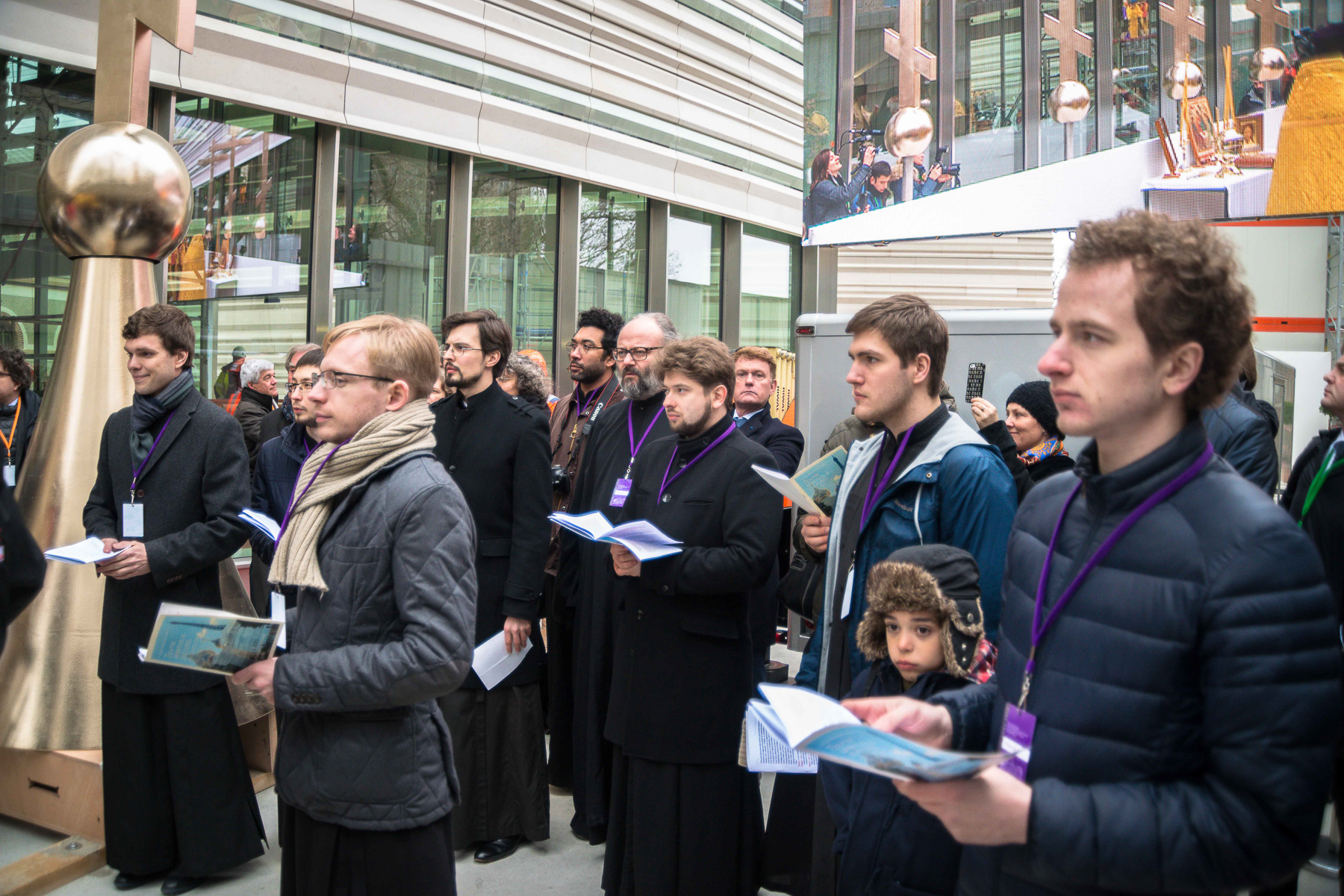 Le chœur du Séminaire a participé à la bénédiction du grand dôme et des croix de la nouvelle église orthodoxe à Paris