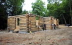 L'église en bois du séminaire commence à prendre forme
