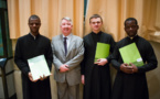 Trois de nos séminaristes reçoivent le diplôme universitaire «Interculturalité, Religions, Laïcité» Trois de nos séminaristes reçoivent le diplôme universitaire «Interculturalité, Religions, Laïcité»