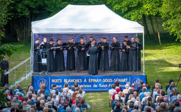 VIDÉO: Chants populaires russes. Concert du choeur des séminaristes de Saint-Pétersbourg. Partie 2